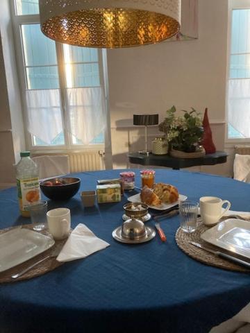 Suite En Chambre D'Hotes La Vigenna Les Ormes  Luaran gambar
